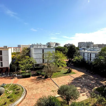 2 Bedroom In Saint-cyprien 아파트 생시프리앙
