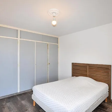 2 Bedroom In Saint-cyprien