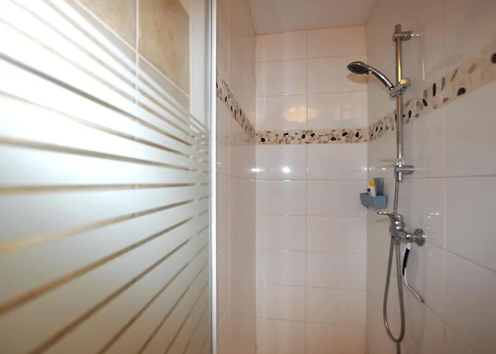 Gorgeous In Saint-cyprien Apartment